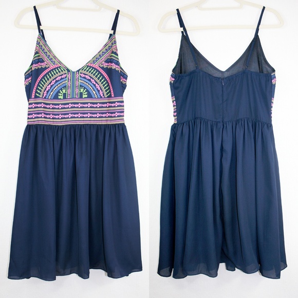 Tribal Print Navy Chiffon Fit & Flare Dress NWOT - Picture 3 of 8
